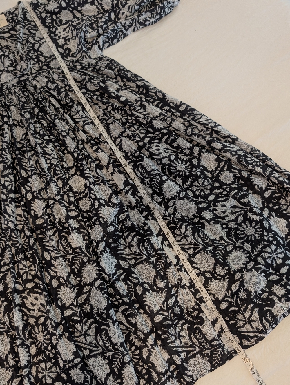 Guadalupe Anthropologie Anuka Black White Midi Dress Bohemian Hippie Floral Sz S - Picture 12 of 16